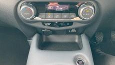 Nissan Juke 1.0 DiG-T 114 N-Connecta 5dr Petrol Hatchback